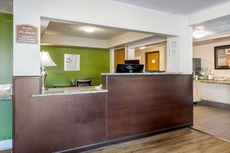 Quality Inn & Suites Leesburg Chain of Lakes