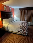 Red Roof Inn & Suites Detroit-Melvindale/ Dearborn