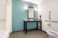 Sleep Inn & Suites Middletown - Goshen