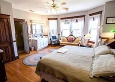 Friendly City Inn Bed & Breakfast