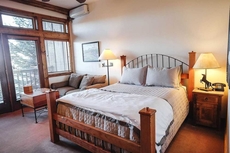 Taharaa Mountain Lodge