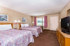 Travelodge by Wyndham Ridgeway Martinsville Area