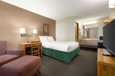 Travelodge by Wyndham Wellington KS