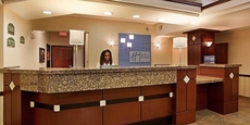 Holiday Inn Express Hotel & Suites Lansing-Leavenworth, an IHG Hotel