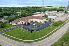 Quality Inn & Suites Woodstock near Lake Geneva