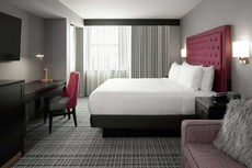 The Axis Moline Hotel, Tapestry Collection by Hilton