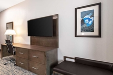 Comfort Suites Grove City - Columbus South