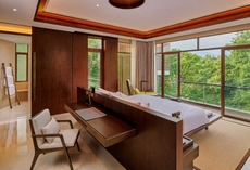 Lushan West Sea Resort, Curio Collection by Hilton