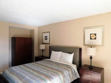 APM Inn & Suites