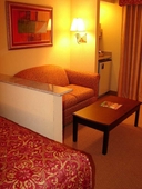 Econo Lodge Inn & Suites