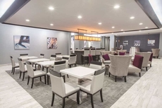 La Quinta Inn & Suites by Wyndham Kingsville