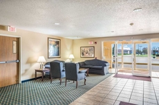 Quality Inn & Suites Eldridge Davenport North