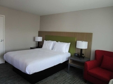 Country Inn & Suites by Radisson, Vallejo Napa Valley, CA