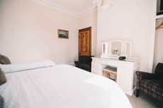 Antrim House Guest Rooms & Suites