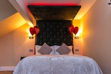 Aphrodite Suites Huddersfield