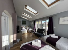 Lancaster Close Serviced Accommodation