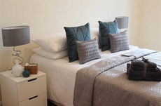 The Manchester St Petersgate - Sleeps up to 6 Close to Train Station Very Central