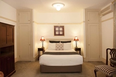 Cobb & Co Court Boutique Hotel