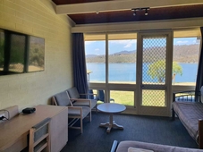 Lake Jindabyne Hotel