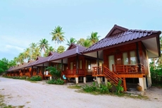 Baanchaylay Resort