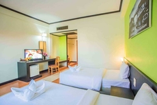 Bunjongburi Hotel