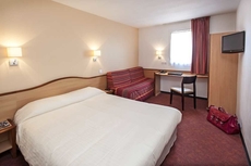 Brit Hotel Confort Montauban