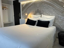 Hotel Les Sables - Urban Style - by Logis Hotels