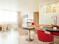 ibis Senlis