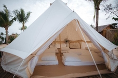 Hola Beach-Beach Club & Eco Glamping Resort