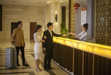 Muong Thanh Luxury Nhat Le Hotel