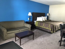 AmeriVu Inn & Suites