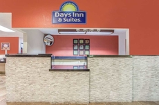 Days Inn & Suites by Wyndham Mt Pleasant