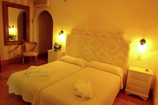 Aumallia Hotel & Spa