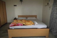 Goroomgo Central Guest House Agartala