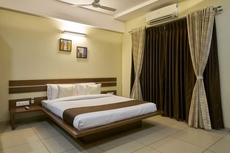 Hotel 3 Leaves Kolhapur