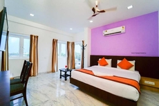 Hotel Grand Padappai Residency