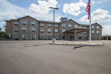 Cobblestone Inn & Suites - St Marys