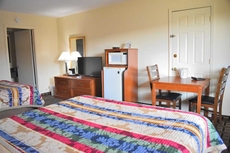 Great Lakes Inn and Suites