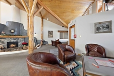 Teewinot Lodge by Grand Targhee Resort