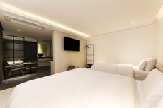 Central Person Hotel Pyeongtaek