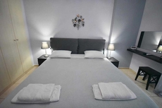 A&J Apartments or Rooms athens airport