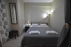 A&J Apartments or Rooms athens airport