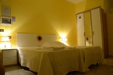 A1-GIRASOLE BED AND BREAKFAST