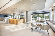 Holiday Inn Express & Suites Sunshine Coast, an IHG Hotel