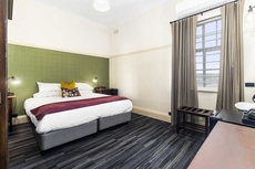 Hotel Queanbeyan Canberra