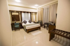 Grand 7 Hotel Kesbewa