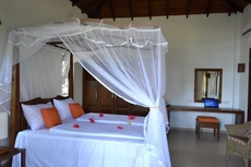 Lanka Beach Bungalows