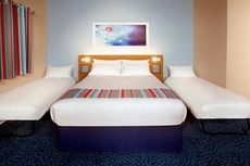 Travelodge Camberley Central