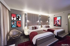 Disney's Hotel New York - The Art of Marvel