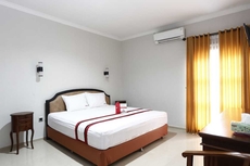 RedDoorz Plus near Adisucipto Airport 2